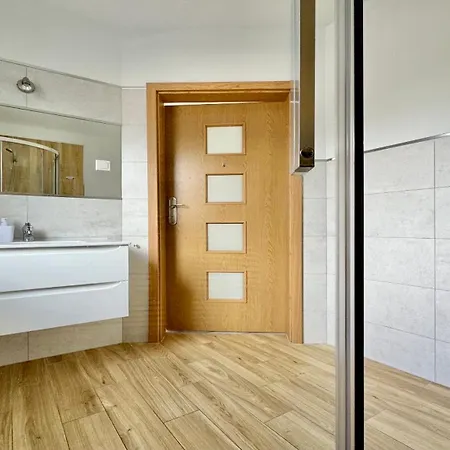 Apartament I Marea Dębina *